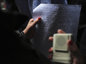 blind-newspaper