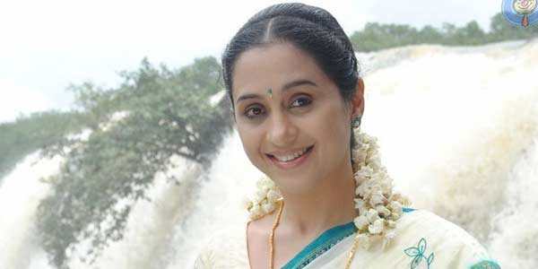 thevayani