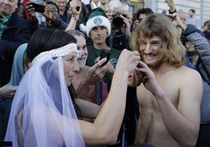wedding-nakt