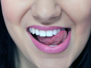 toothwhitener
