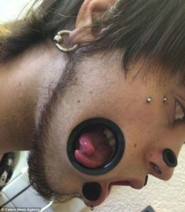 hole_man_004