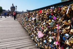 love-locks-bridge