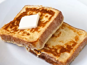 cheese-stuffed-french-toast-for-breakfast