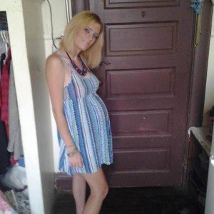 pregnant_theft_003.w540