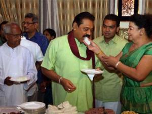 Mahi-family-fan2_CI