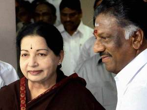 jayalalitha-o-pannerselvam3-600