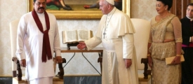 mahi_pope