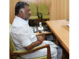 o-pannerselvam-3600