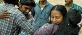 kiss-hug-protest-students
