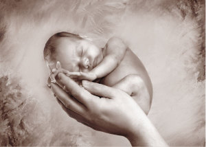 baby-in-hand